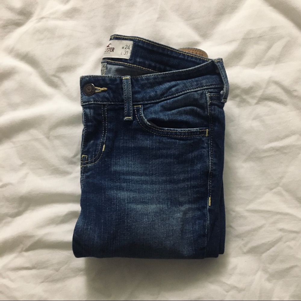 hollister low-rise super skinny jeans